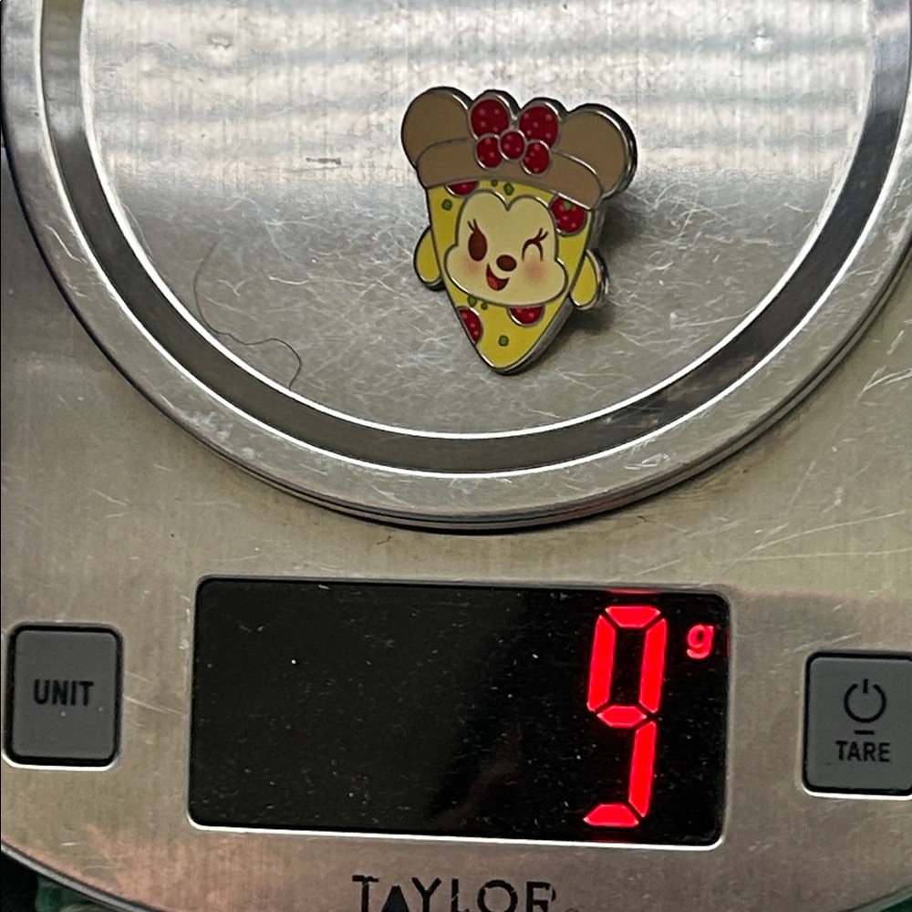 🖤2023 Disney Minnie Pepperoni Pizza Munchlings Series 3 Mystery Pin - Picture 8 of 9